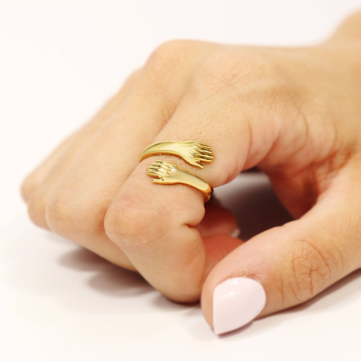 18K Gold Hug Ring