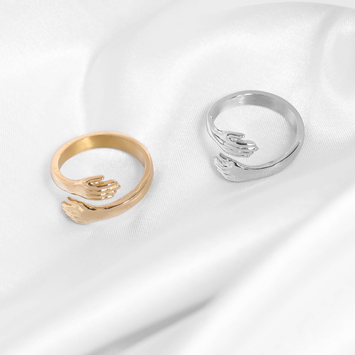 18K Gold Hug Ring