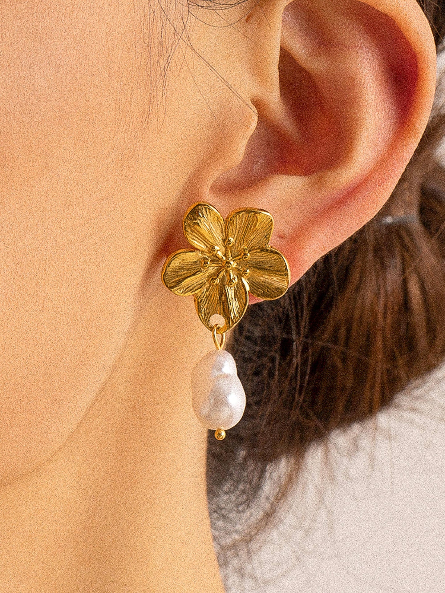 Cypress 18K Gold Non-Tarnish Flower Pearl Earring