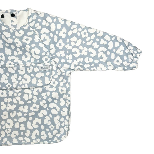Calla Baby – Grayson Long Sleeve Bib – Leopard Powder Blue