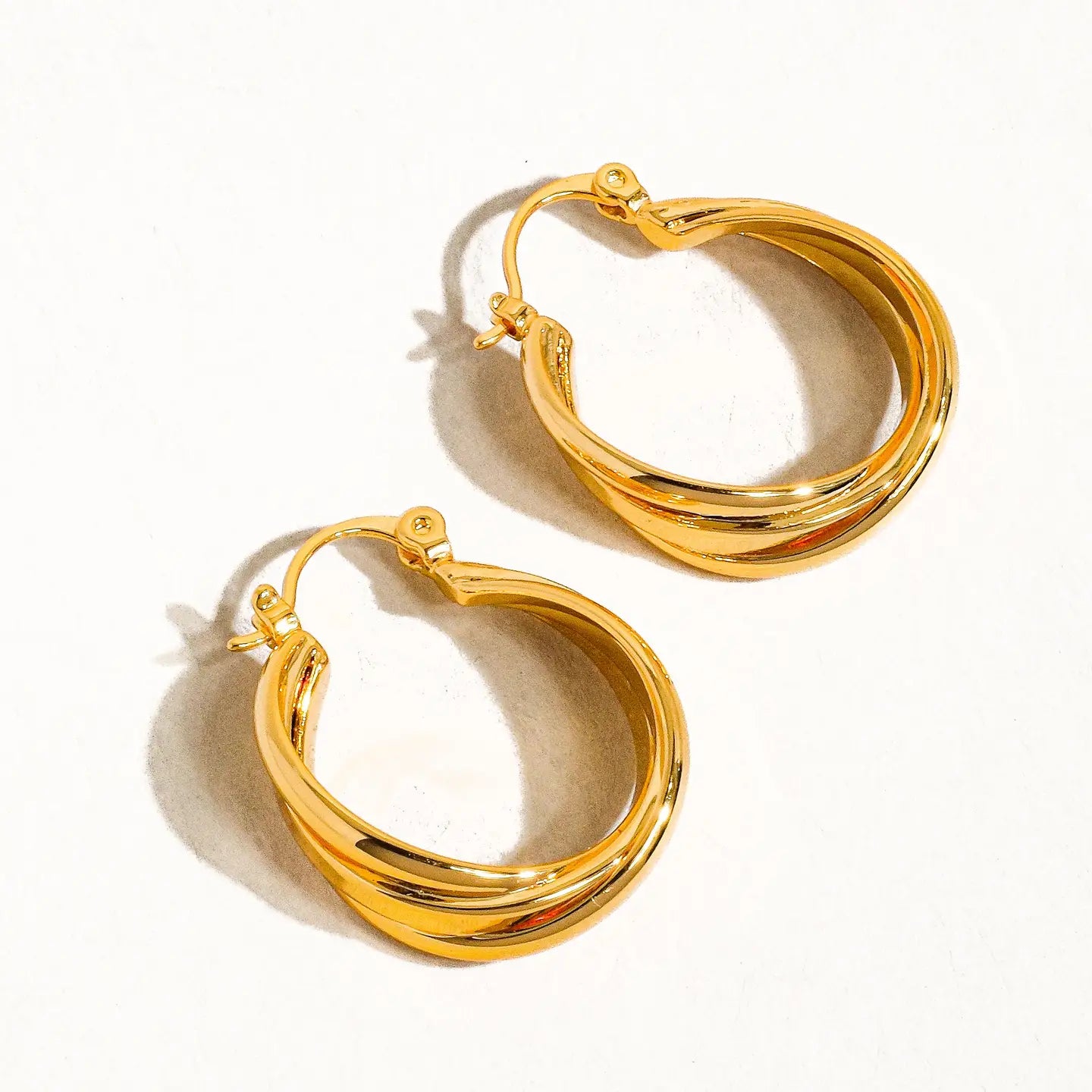Cheyenne 18k Gold Twisted Hoop Earring