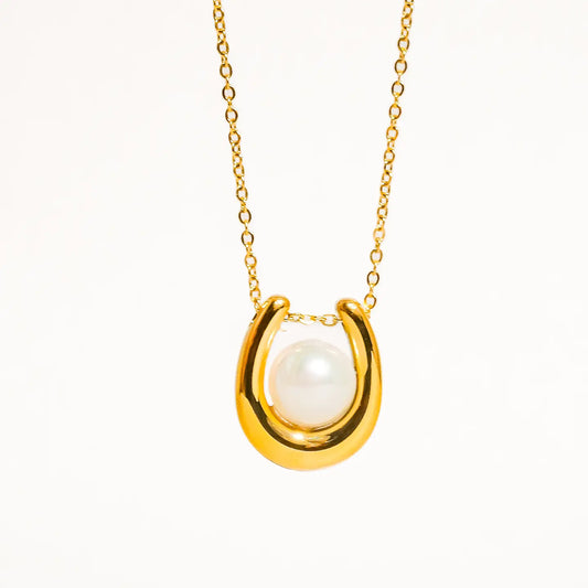 Barn 18K Gold Non-Tarnish Horseshoe Pearl Necklace