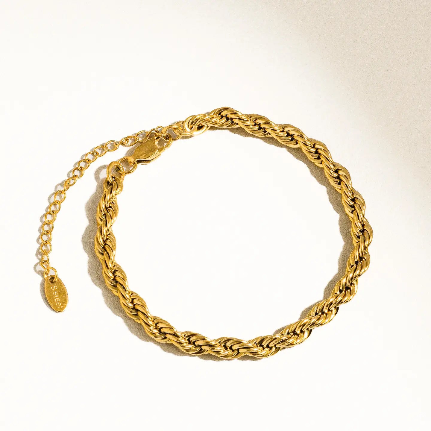 Sadie 18K Gold Non-Tarnish Braided Stackable Bracelet