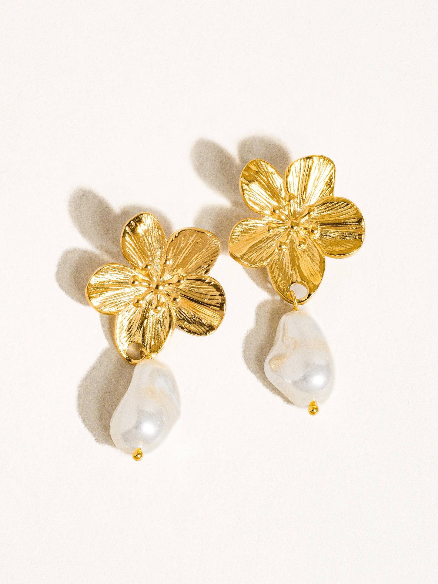 Cypress 18K Gold Non-Tarnish Flower Pearl Earring